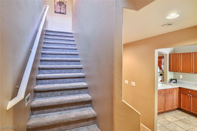 9068 Alluring Avenue, Las Vegas, NV 89149