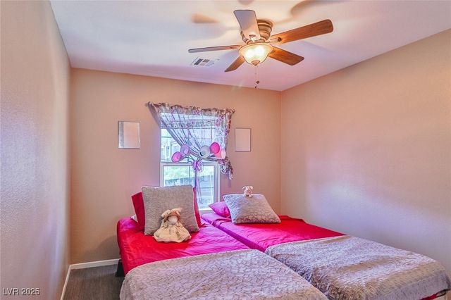 9068 Alluring Avenue, Las Vegas, NV 89149