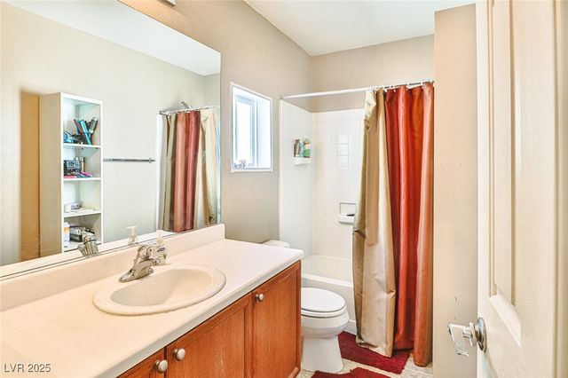 9068 Alluring Avenue, Las Vegas, NV 89149