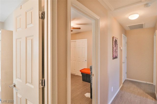 9068 Alluring Avenue, Las Vegas, NV 89149