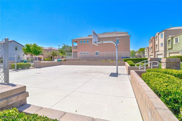 9068 Alluring Avenue, Las Vegas, NV 89149