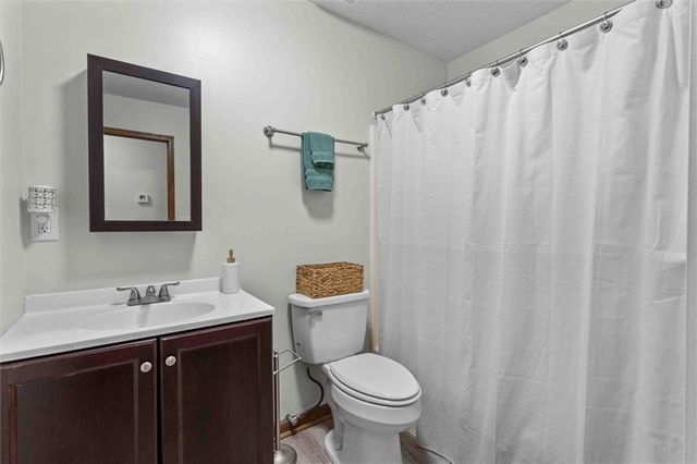85 S Meadowcliff Cir, Carrollton, GA 30117