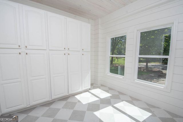 183 Busbin Road, Fayetteville, GA 30215