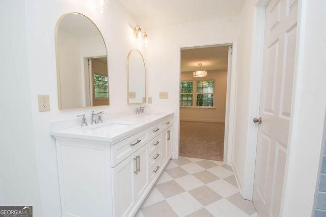 183 Busbin Road, Fayetteville, GA 30215