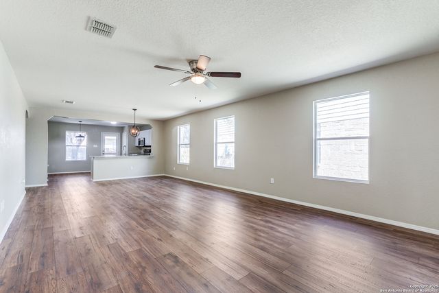 8535 Silver Brush, San Antonio, TX 78254