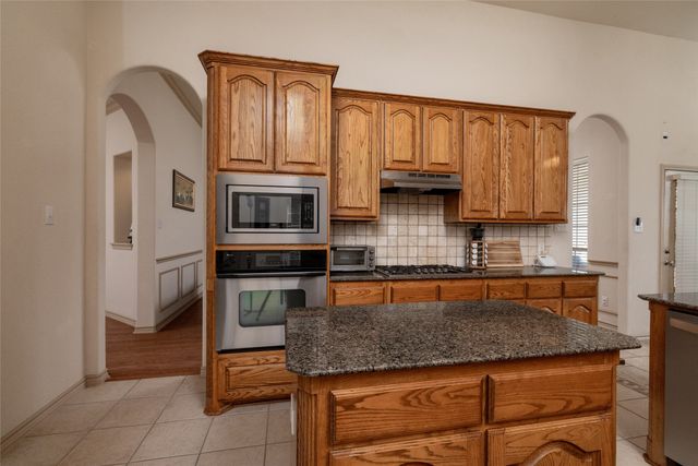 3404 Brookshire Run, Corinth, TX 76210