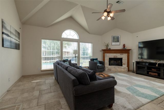 3404 Brookshire Run, Corinth, TX 76210