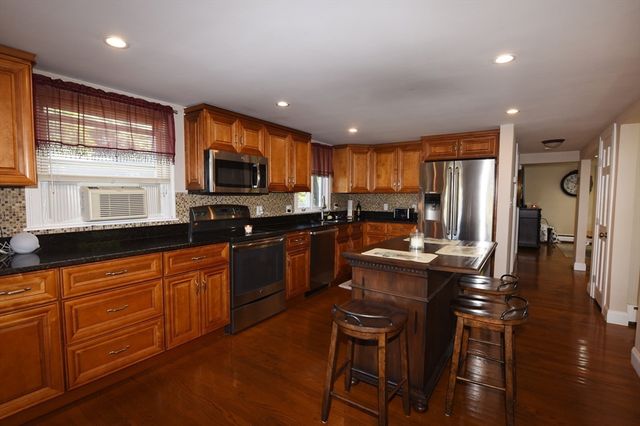 440 Summer, Rockland, MA 02370