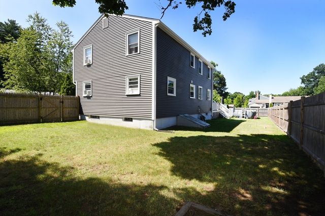 440 Summer, Rockland, MA 02370