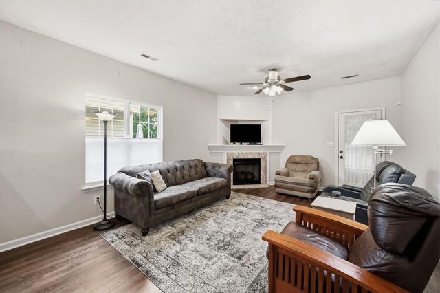 2460 Checkerberry Drive, Lexington, KY 40509