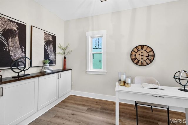 8711 Rosalie Avenue, Brentwood, MO 63144