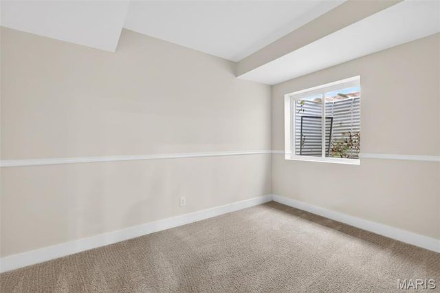 8711 Rosalie Avenue, Brentwood, MO 63144