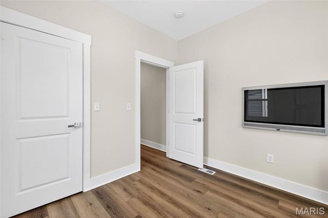 8711 Rosalie Avenue, Brentwood, MO 63144