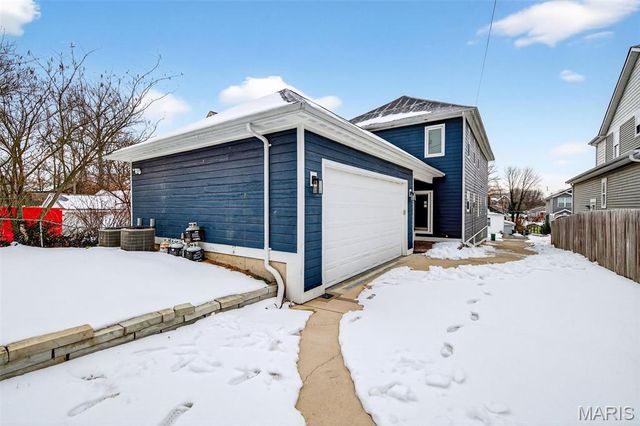 8711 Rosalie Avenue, Brentwood, MO 63144