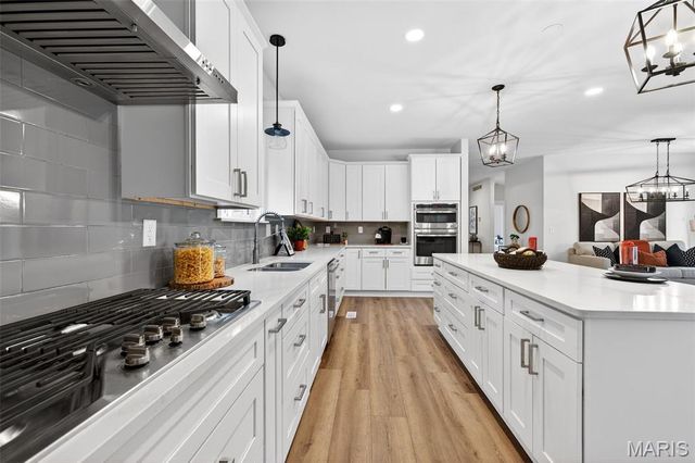 8711 Rosalie Avenue, Brentwood, MO 63144