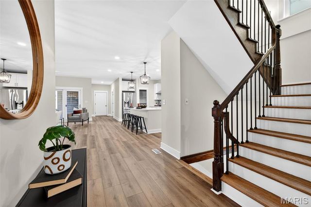 8711 Rosalie Avenue, Brentwood, MO 63144