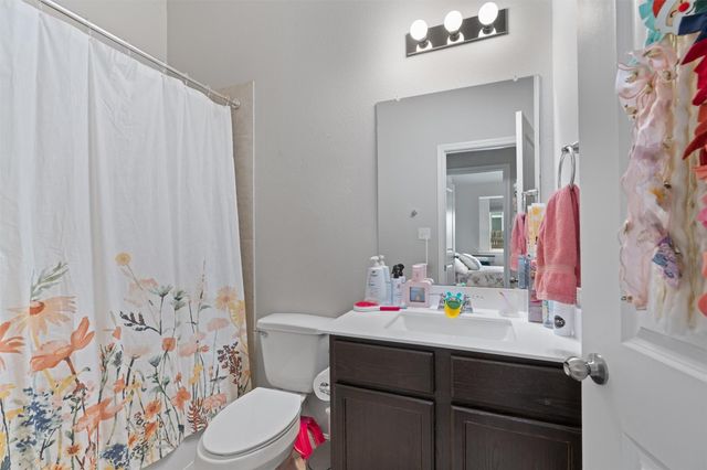 808 Wagon Spoke WAY, Liberty Hill, TX 78642