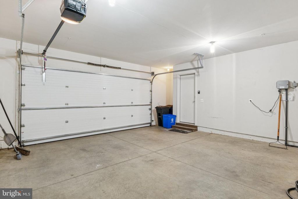 8091 RED HOOK ST, Rockville, MD 20855
