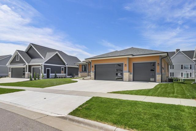 1150 Reese Trail, Waunakee, WI 53597