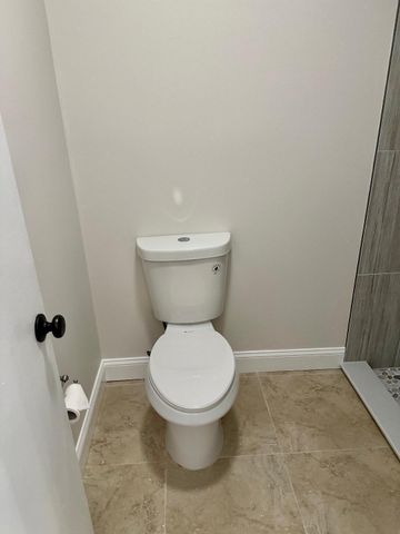 124 Stillwater Circle, Jupiter, FL 33458
