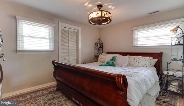 7 ROCKLAND TER, Lumberton, NJ 08048