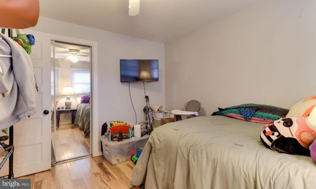 7 ROCKLAND TER, Lumberton, NJ 08048