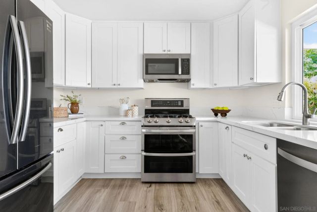 10170 Lady Bess Way, San Diego, CA 92126