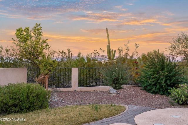 16567 S Saguaro View Lane, Vail, AZ 85641