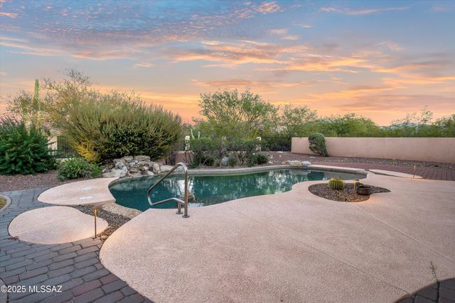 16567 S Saguaro View Lane, Vail, AZ 85641