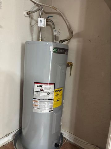 3860 Schooner TRL, Chesapeake, VA 23321