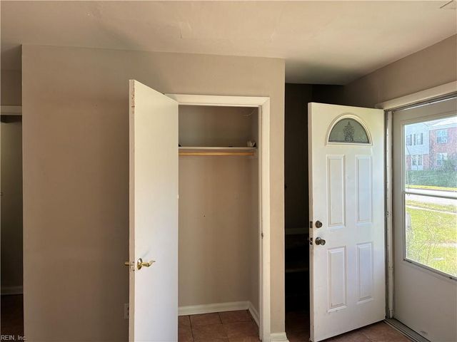 3860 Schooner TRL, Chesapeake, VA 23321