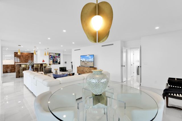 1200 S Ocean Boulevard PH A, Boca Raton, FL 33432