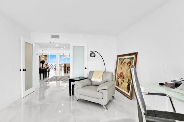 1200 S Ocean Boulevard PH A, Boca Raton, FL 33432