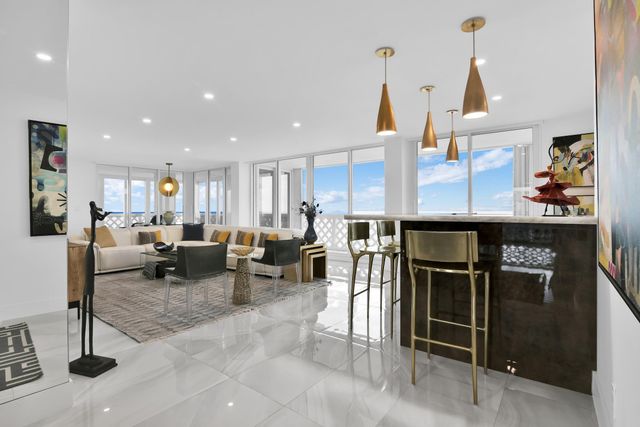 1200 S Ocean Boulevard PH A, Boca Raton, FL 33432