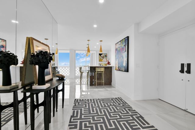 1200 S Ocean Boulevard PH A, Boca Raton, FL 33432