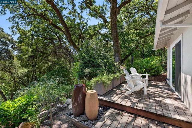 43 Monte Vista Rd, Orinda, CA 94563
