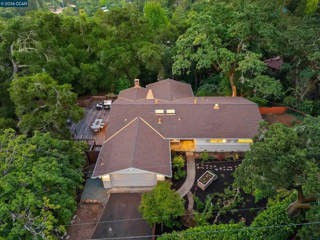 43 Monte Vista Rd, Orinda, CA 94563
