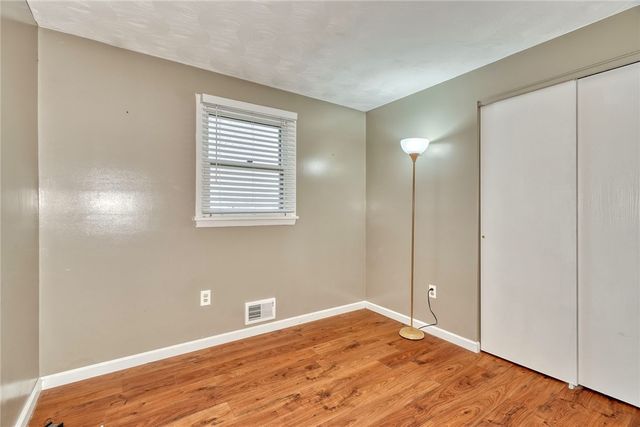 153 Donna Marie Cir N, Gates, NY 14606