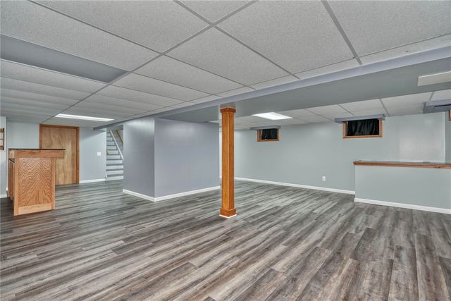 153 Donna Marie Cir N, Gates, NY 14606