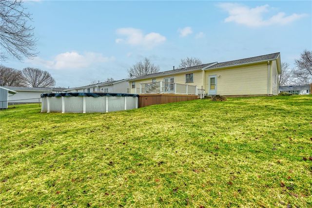 153 Donna Marie Cir N, Gates, NY 14606