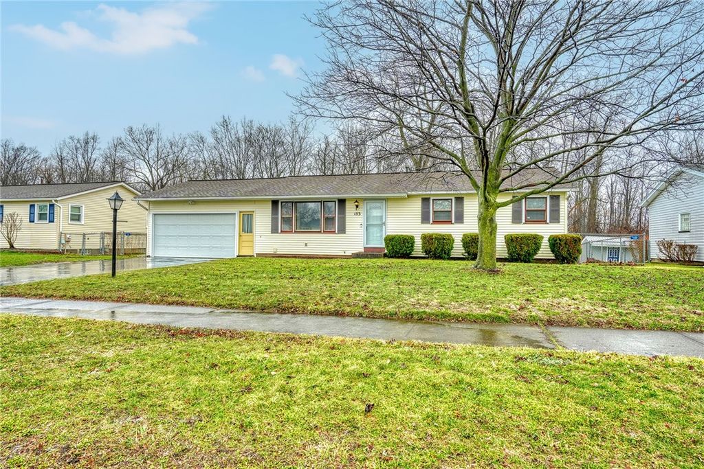 153 Donna Marie Cir N, Gates, NY 14606