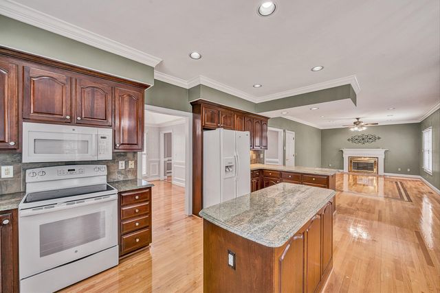 8317 Cardington DR, Roanoke, VA 24019