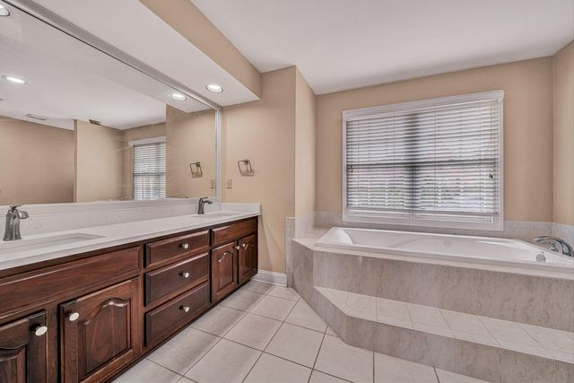 8317 Cardington DR, Roanoke, VA 24019