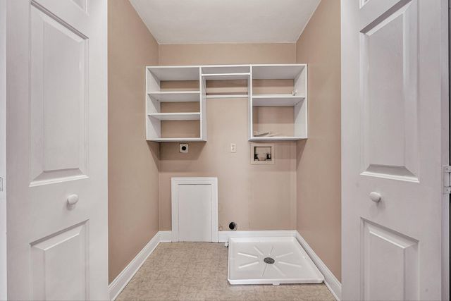 8317 Cardington DR, Roanoke, VA 24019