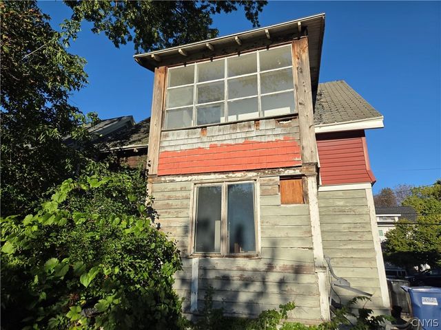 160 Clifton Place, Syracuse, NY 13206