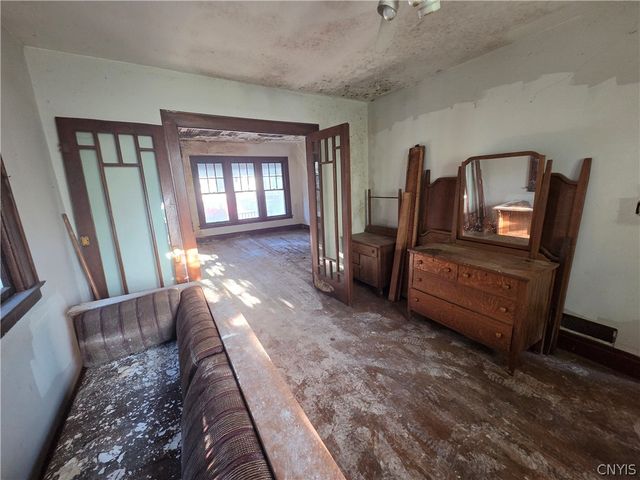 160 Clifton Place, Syracuse, NY 13206