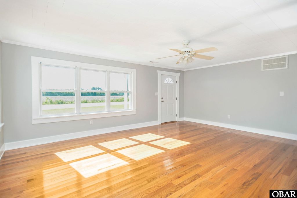 Image 12 of property listing at 2600 Manning Road, Jamesville, NC 27846