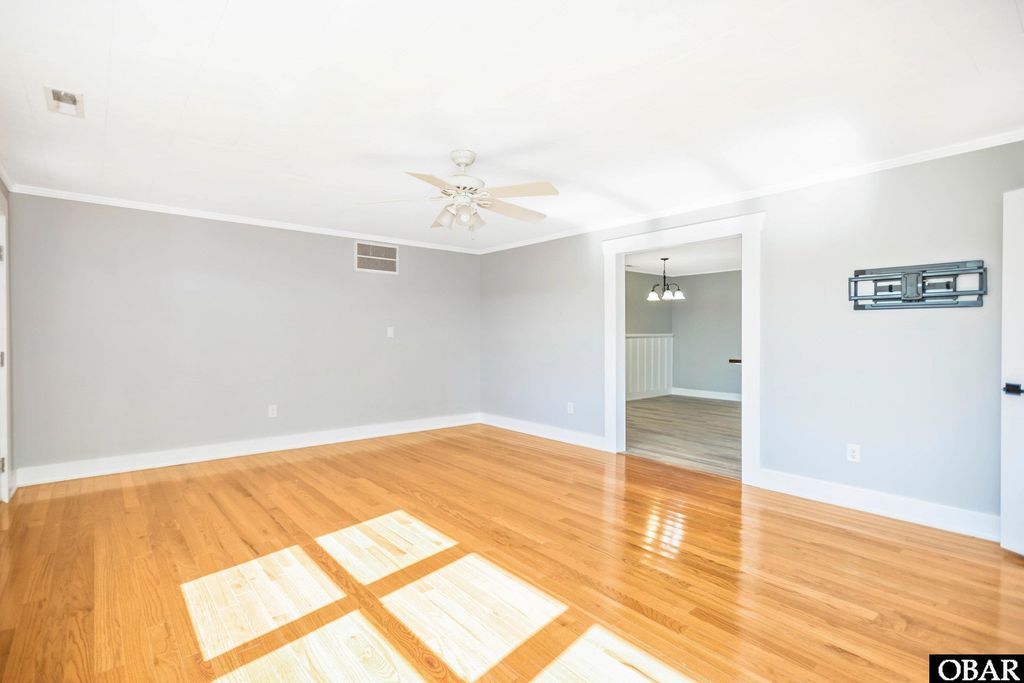 Image 15 of property listing at 2600 Manning Road, Jamesville, NC 27846