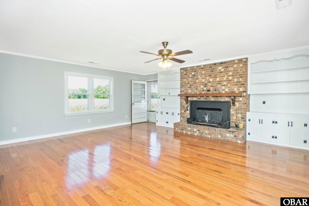 Image 20 of property listing at 2600 Manning Road, Jamesville, NC 27846