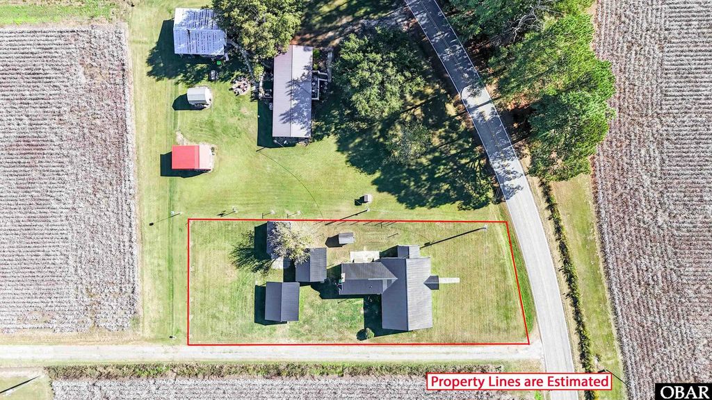 Image 4 of property listing at 2600 Manning Road, Jamesville, NC 27846